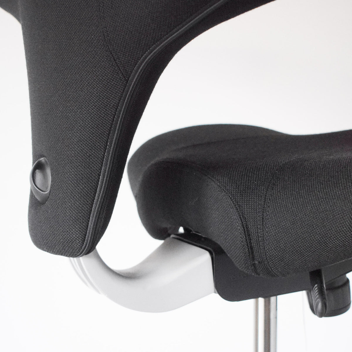 HAG Capisco 8106 Office Chair | Re-Lived
