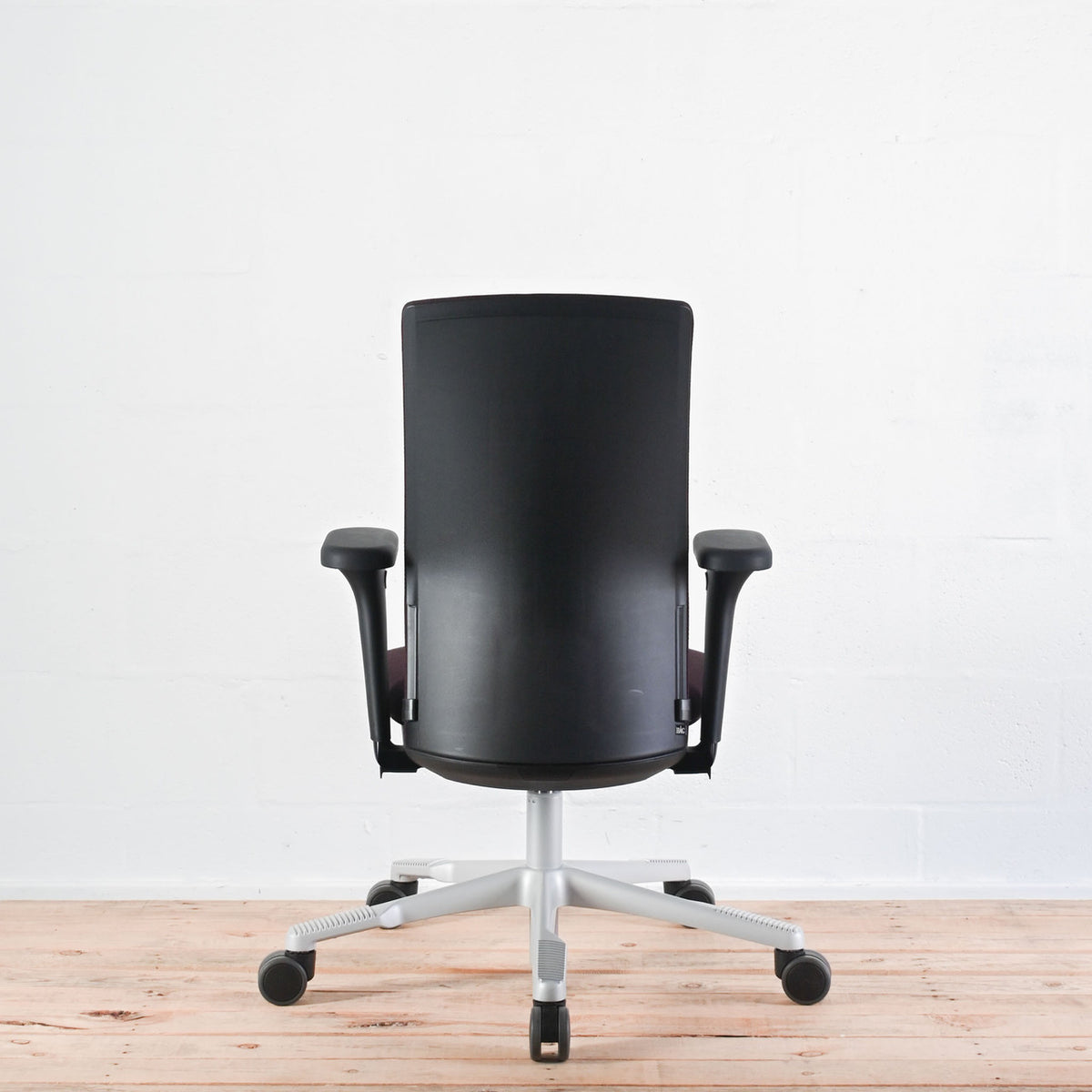 HAG Futu Mesh Office Chair 3D Arms | Re-Lived