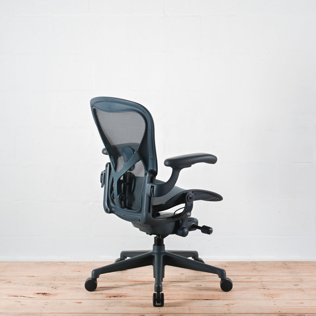 Herman Miller Aeron Size B Nightfall Office Chair | Re-Lived
