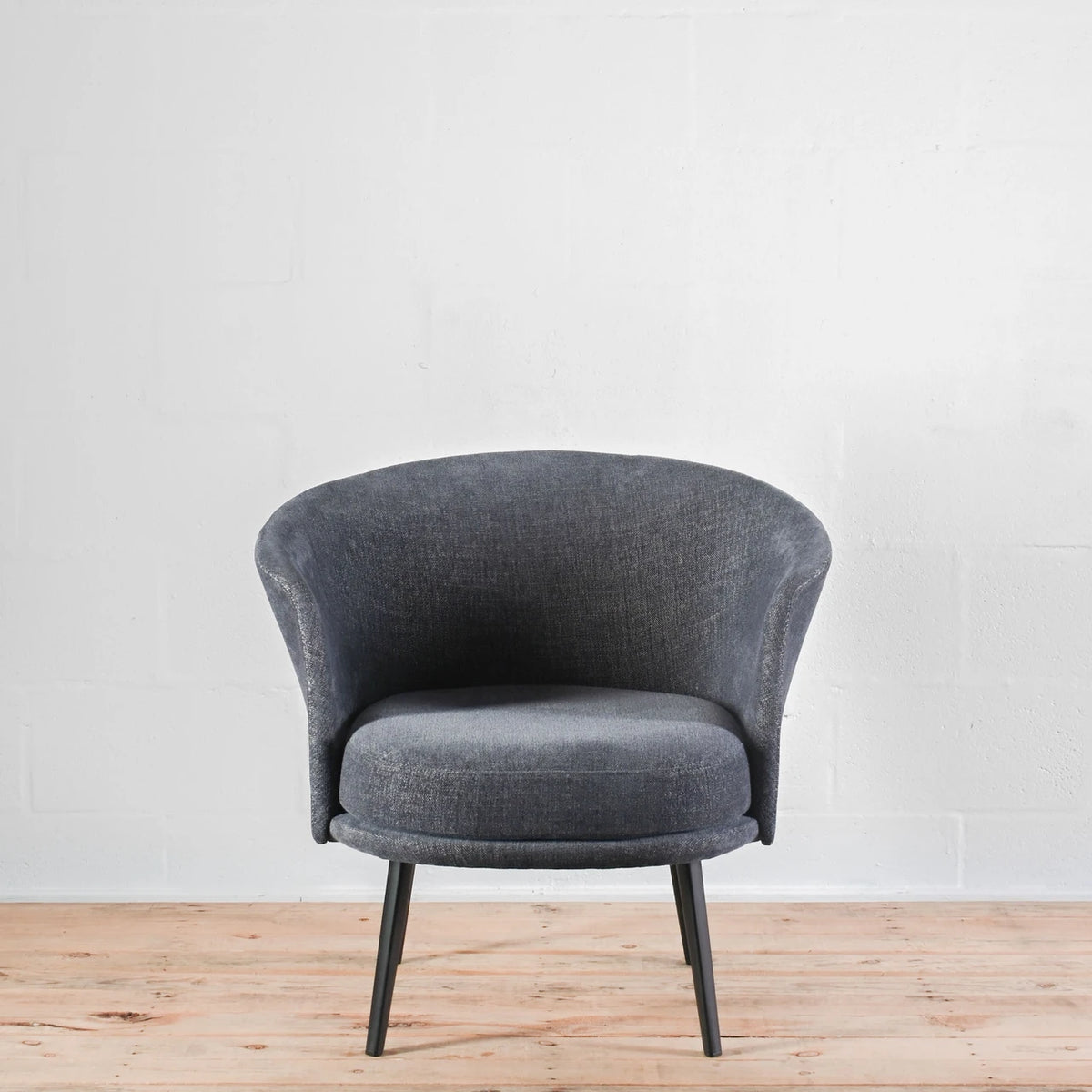 HAY Dorso Swivel Lounge Chair | Re-Lived