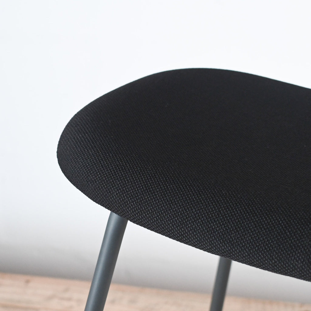 Muuto Fiber Low Stool Black | Re-Lived