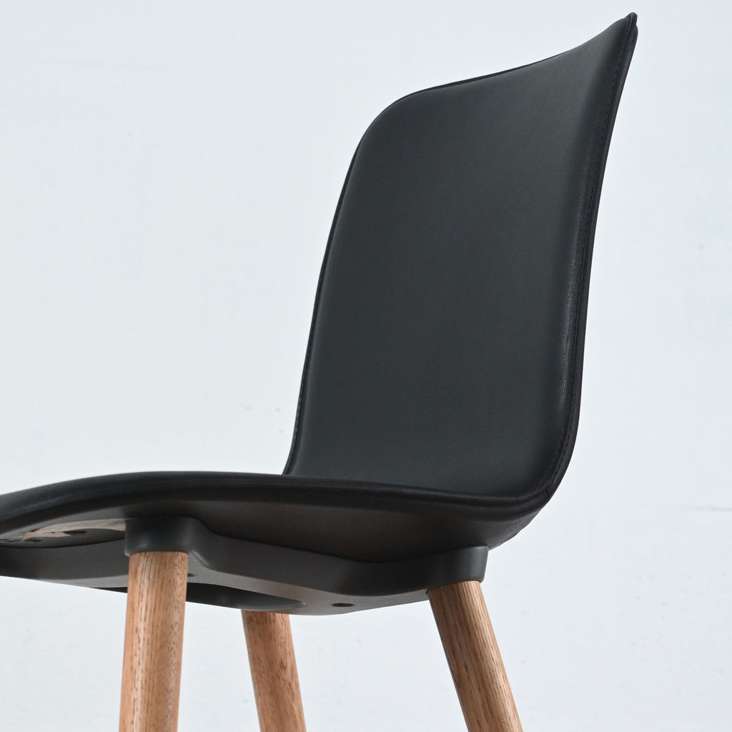 Vitra HAL Black Leather Chair | Re-Lived