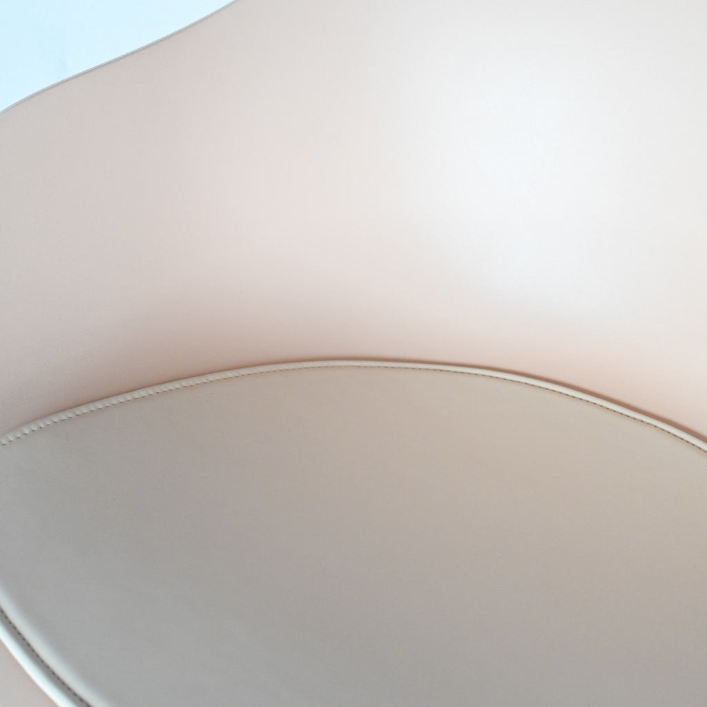 HAY AAC 220 Pale Peach Swivel Chair | Re-Lived