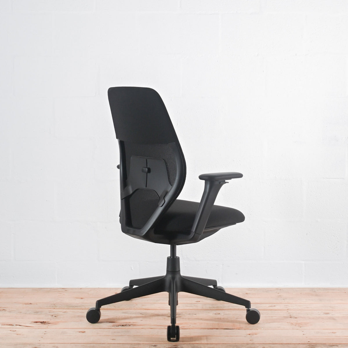 Vitra ACX Light Chair Black Fabric with Lumbar Support | Re-Lived