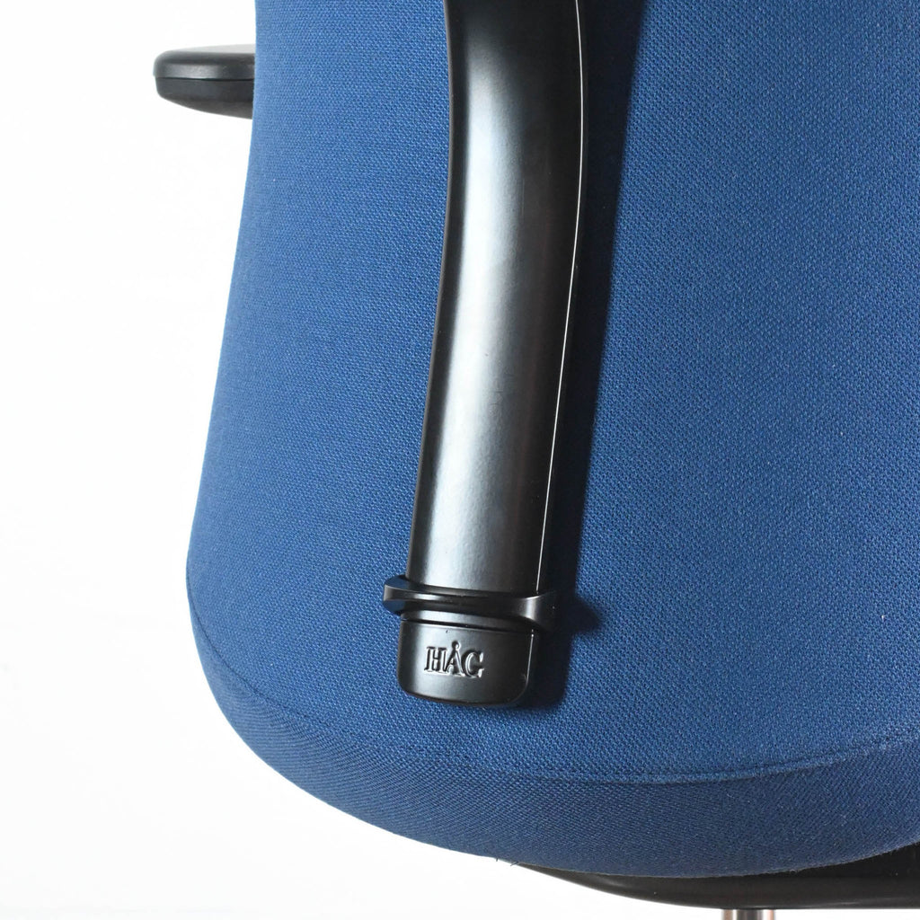 HAG Futu SoFi 7300 Blue Upholstered Office Chair | Re-Lived
