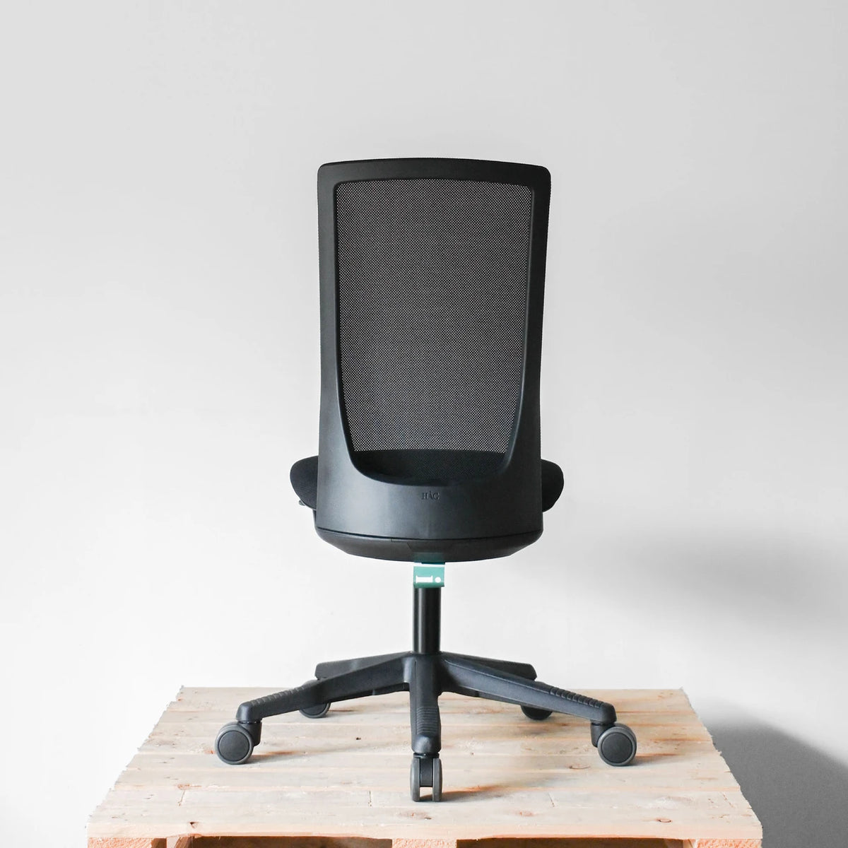 HAG Futu Mesh NO Arms Office Chair | Re-Lived