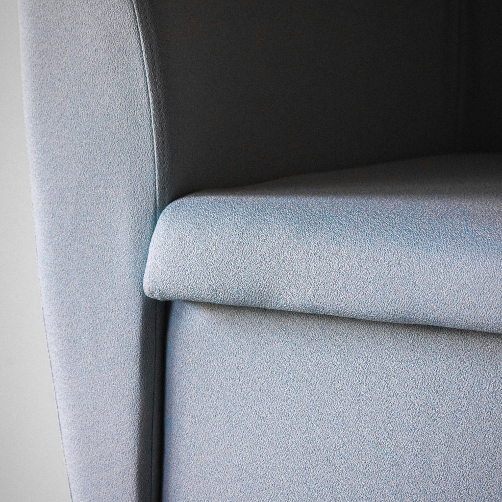 Elite Sophie 2 Seat Sofa | Re-Lived
