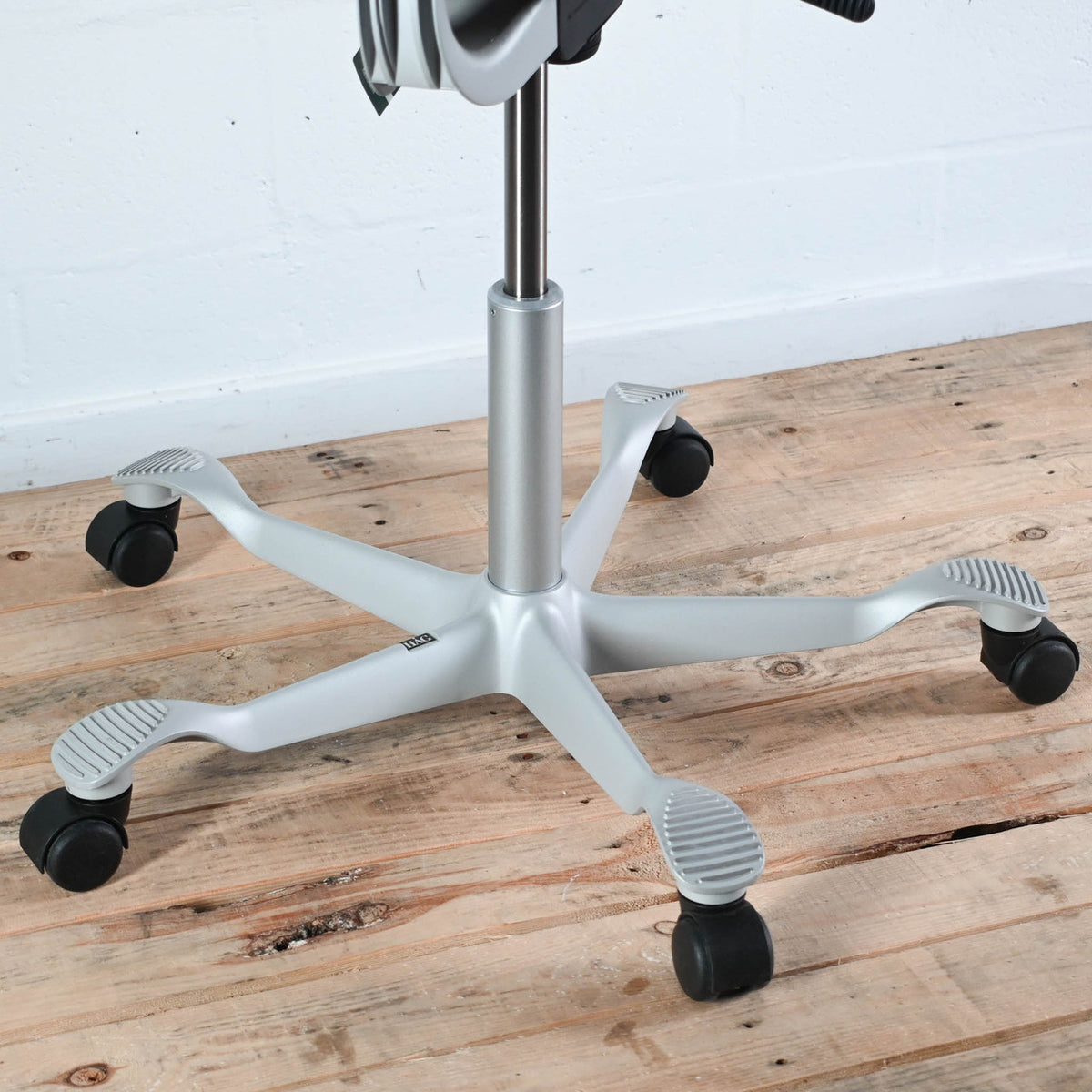 HAG Capisco Puls 8020 Rosehip Office Chair | Re-Lived