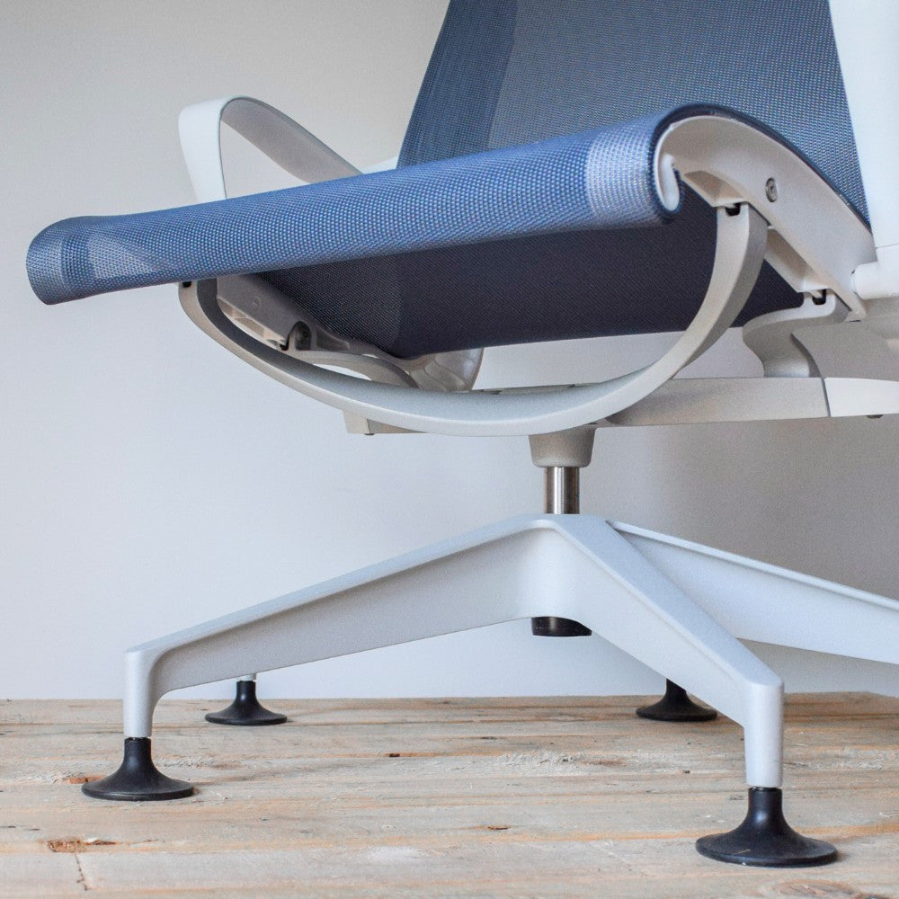 Herman Miller Setu Lounge Chair | Re-Lived