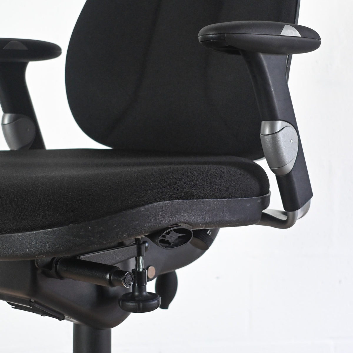 RH 3 Office Chair Polished Base | Re-Lived
