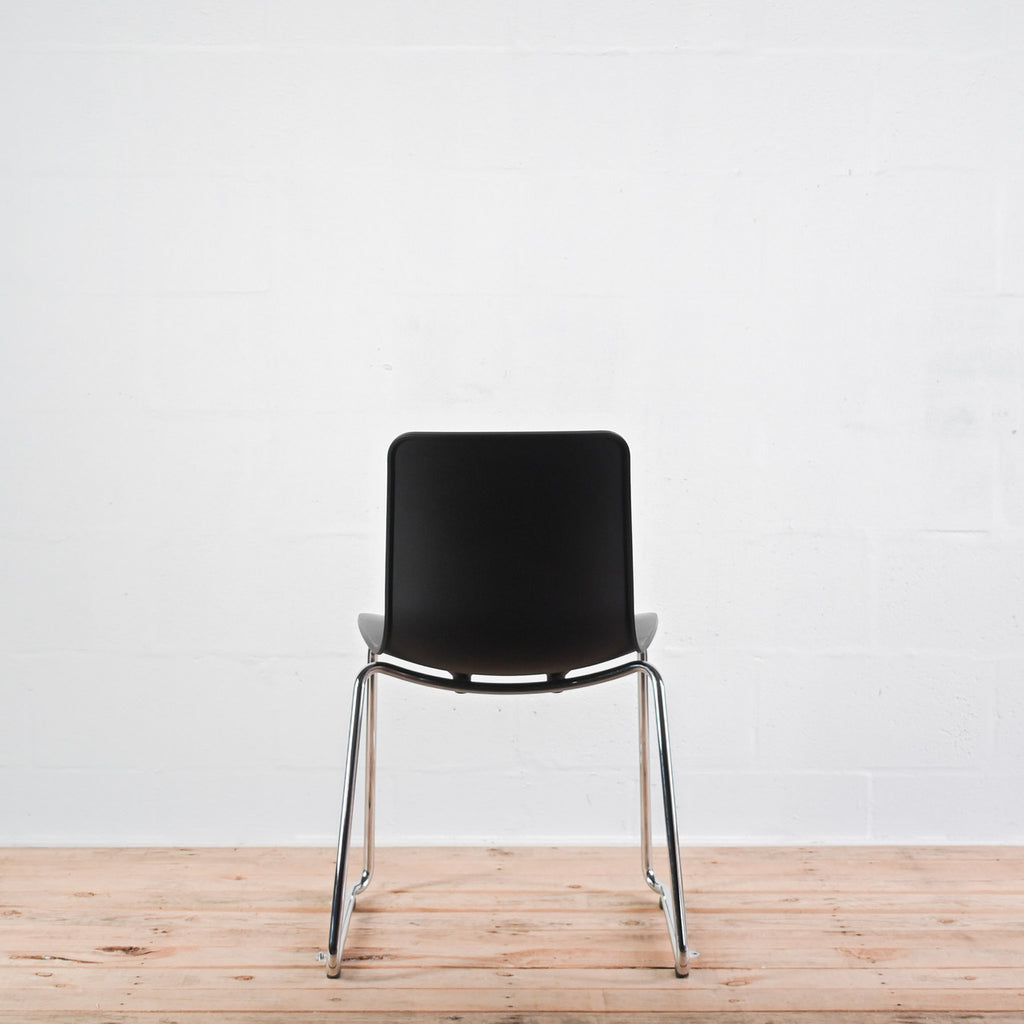 Vitra HAL Sledge Basic Dark Chair | Re-Lived