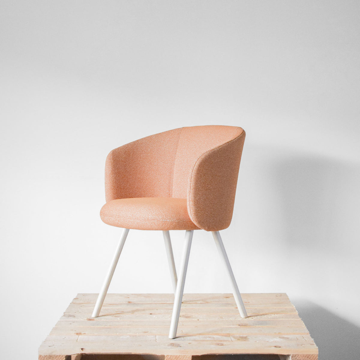 Vitra Mikado Arm Chair Dark Ochre | Re-Lived