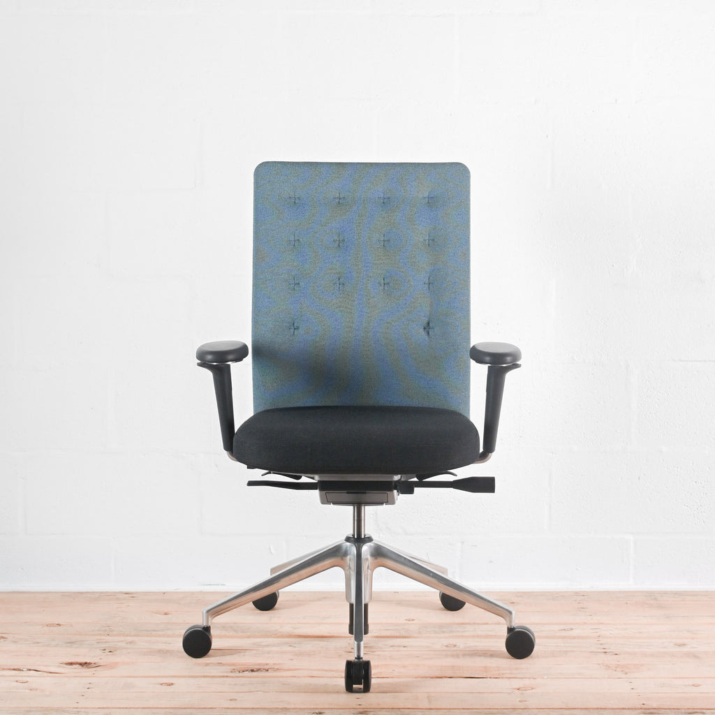 Vitra ID Trim Blue / Black Fabric Office Chair | Re-Lived