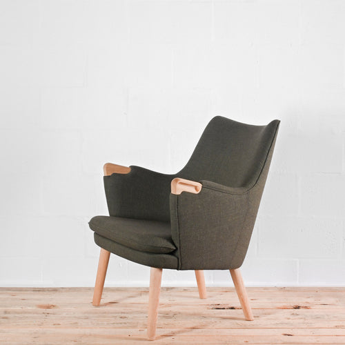 Carl Hansen CH71 Lounge Chair - Clara Fabric | Re-Lived