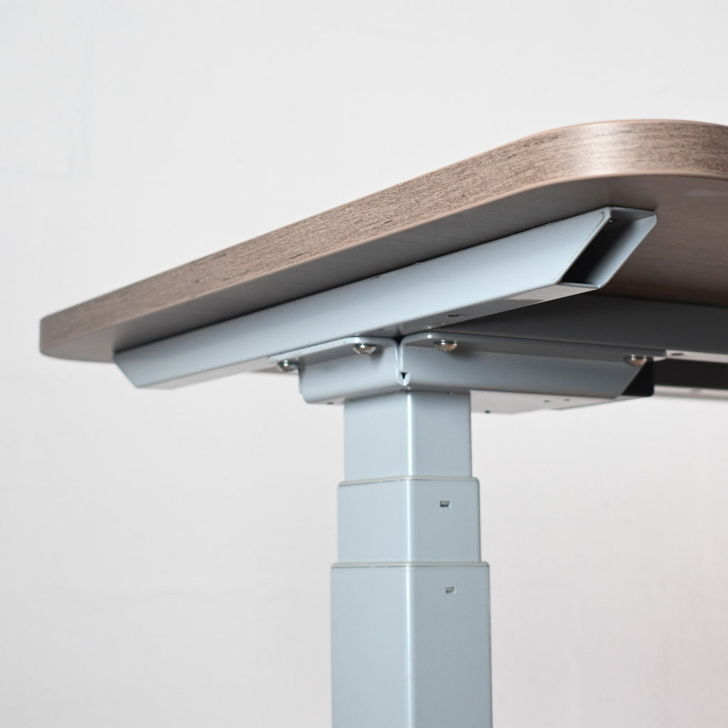 Wellworking Height Adjustable Office Desk | Re-Lived