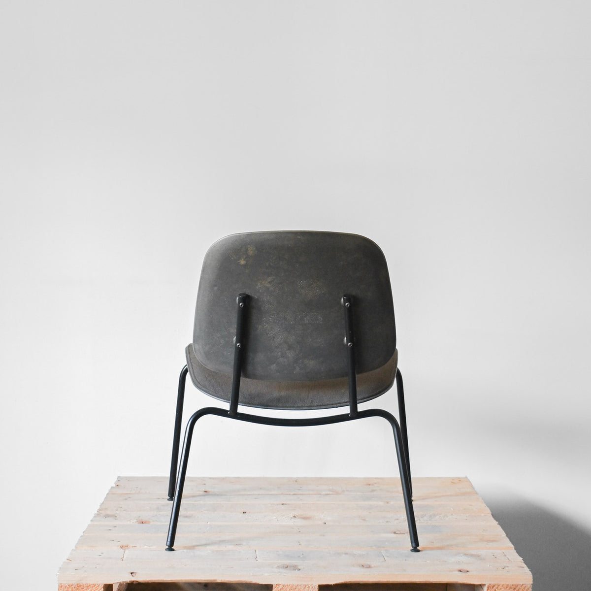 Mater Compound Lounge Chair Upholstered | Re-Lived