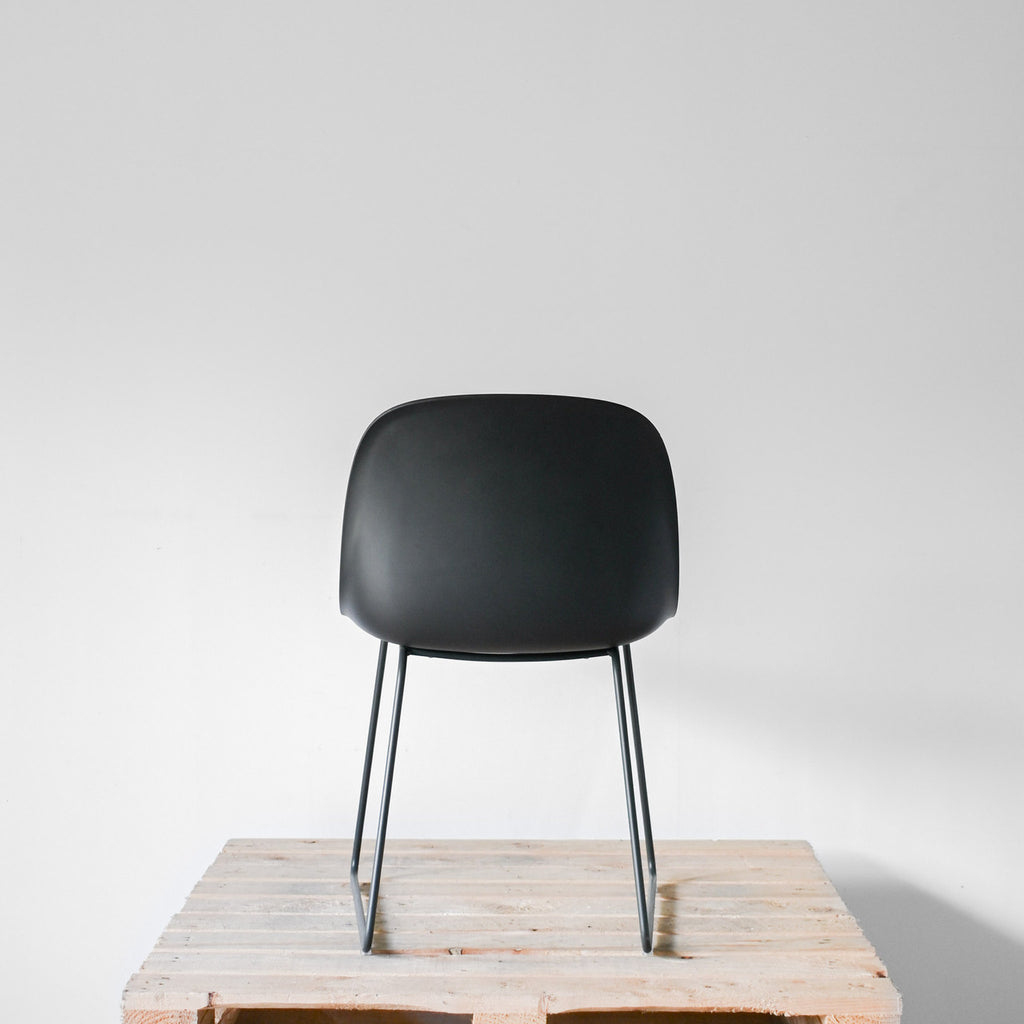 Muuto Fiber Side Chair Black | Re-Lived