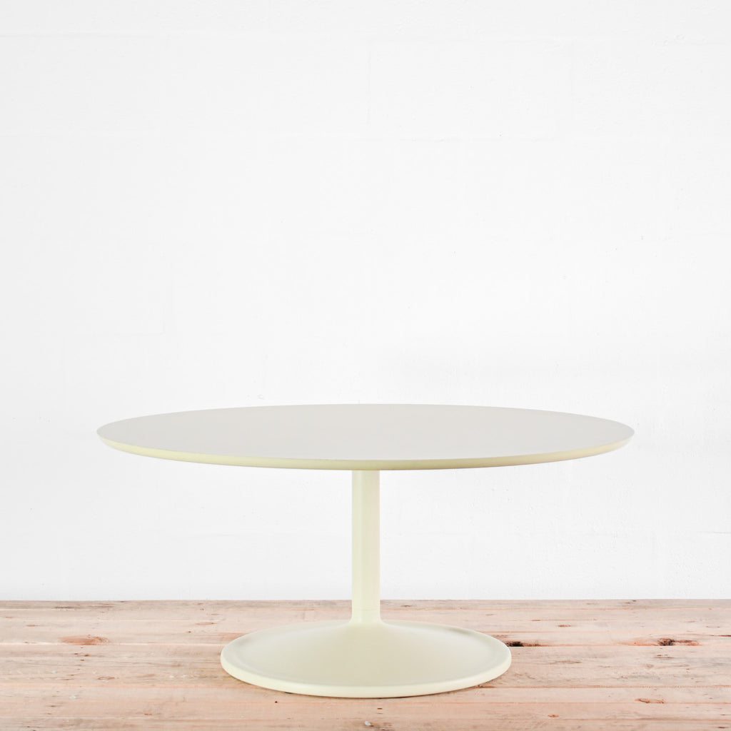 Muuto Soft 950mm Round Coffee Table | Re-Lived