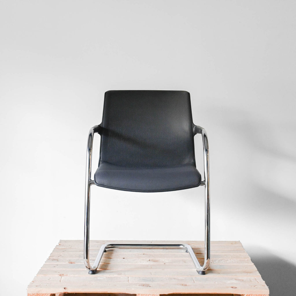 Vitra Unix Meeting Chair | Re-Lived
